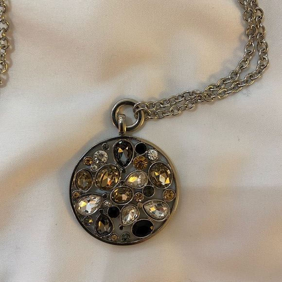 Nw/oT Chico’s Silver Long Necklace w/Faux Gemstone - Picture 6 of 6